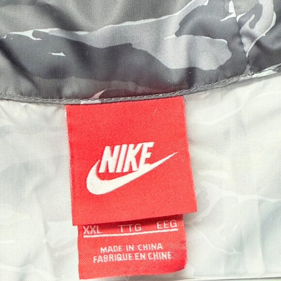 XXL WOMENS Nike Packable Jacket Black Gray Camo Windrunner Windbreaker Hood Zip - Picture 3 of 14